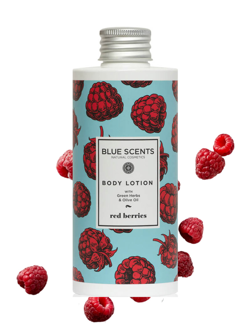 Blue-Scent-red-berries-2